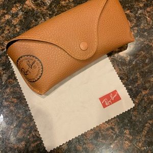 Ray Bans *case & duster*